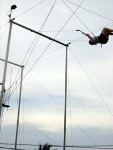 I'm off. Knee hang, baby.